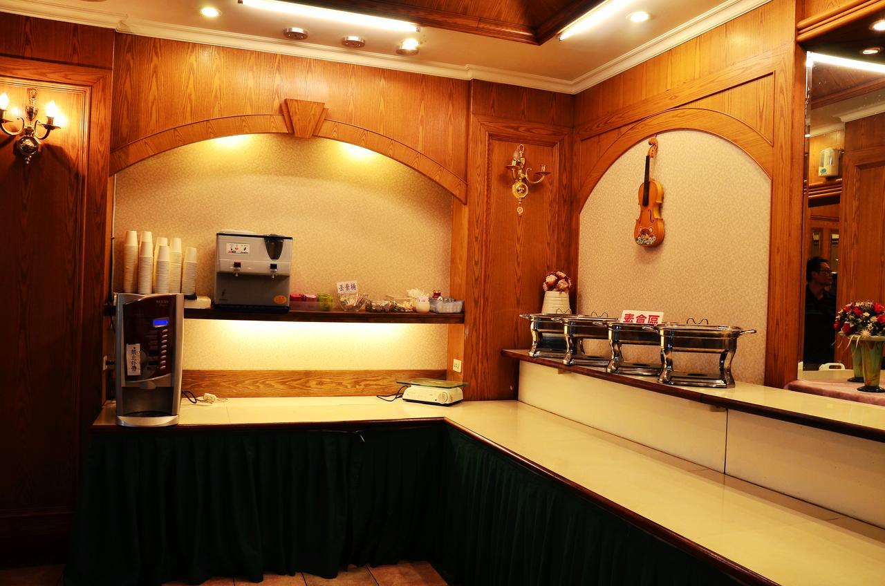 Family Hotel - Linsen Tainan Dış mekan fotoğraf