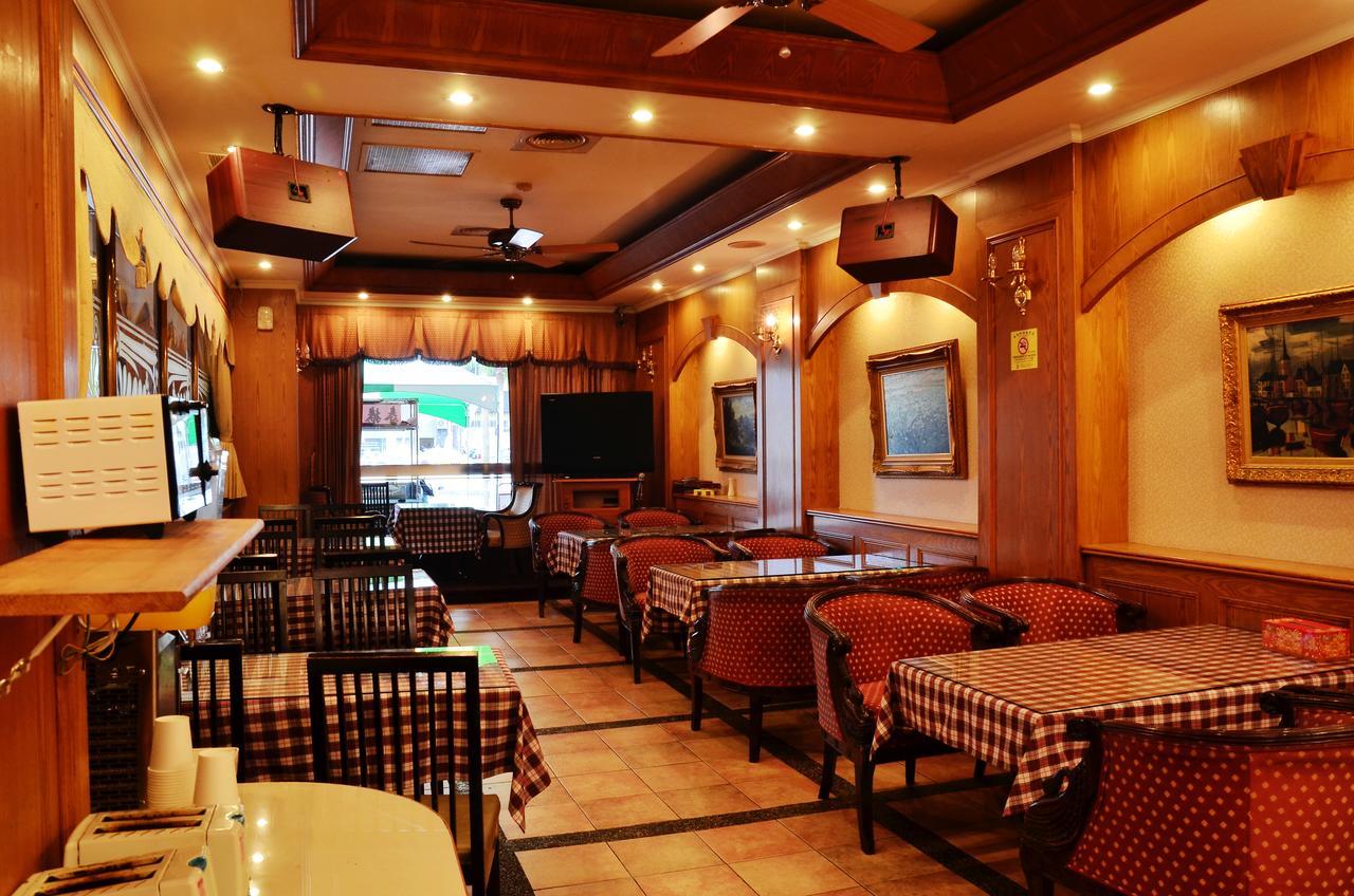 Family Hotel - Linsen Tainan Dış mekan fotoğraf