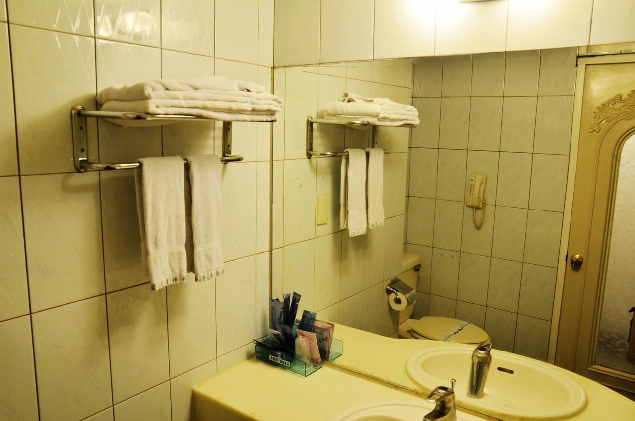 Family Hotel - Linsen Tainan Dış mekan fotoğraf